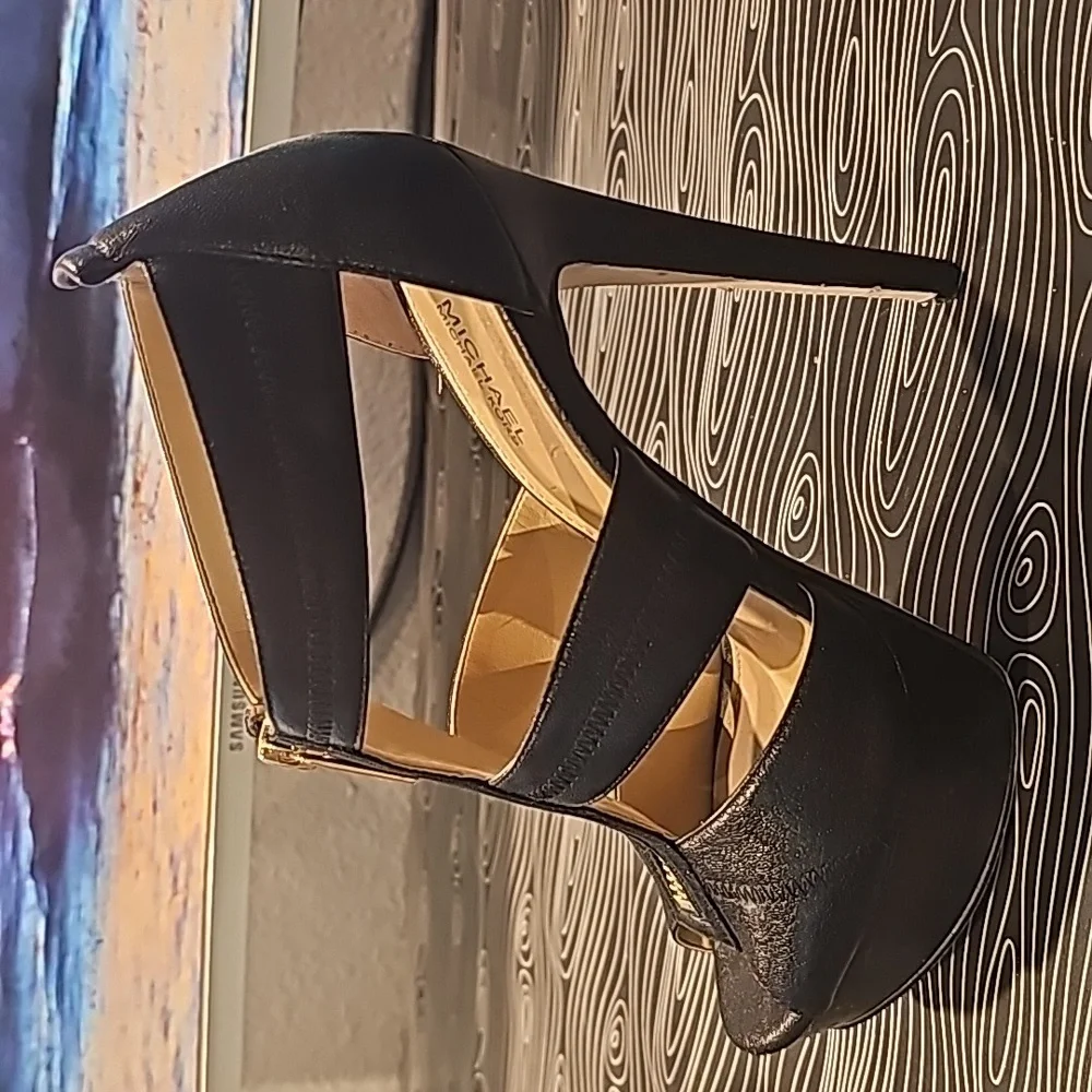 Michael Kors zipper stilettos - Picture 3 of 4